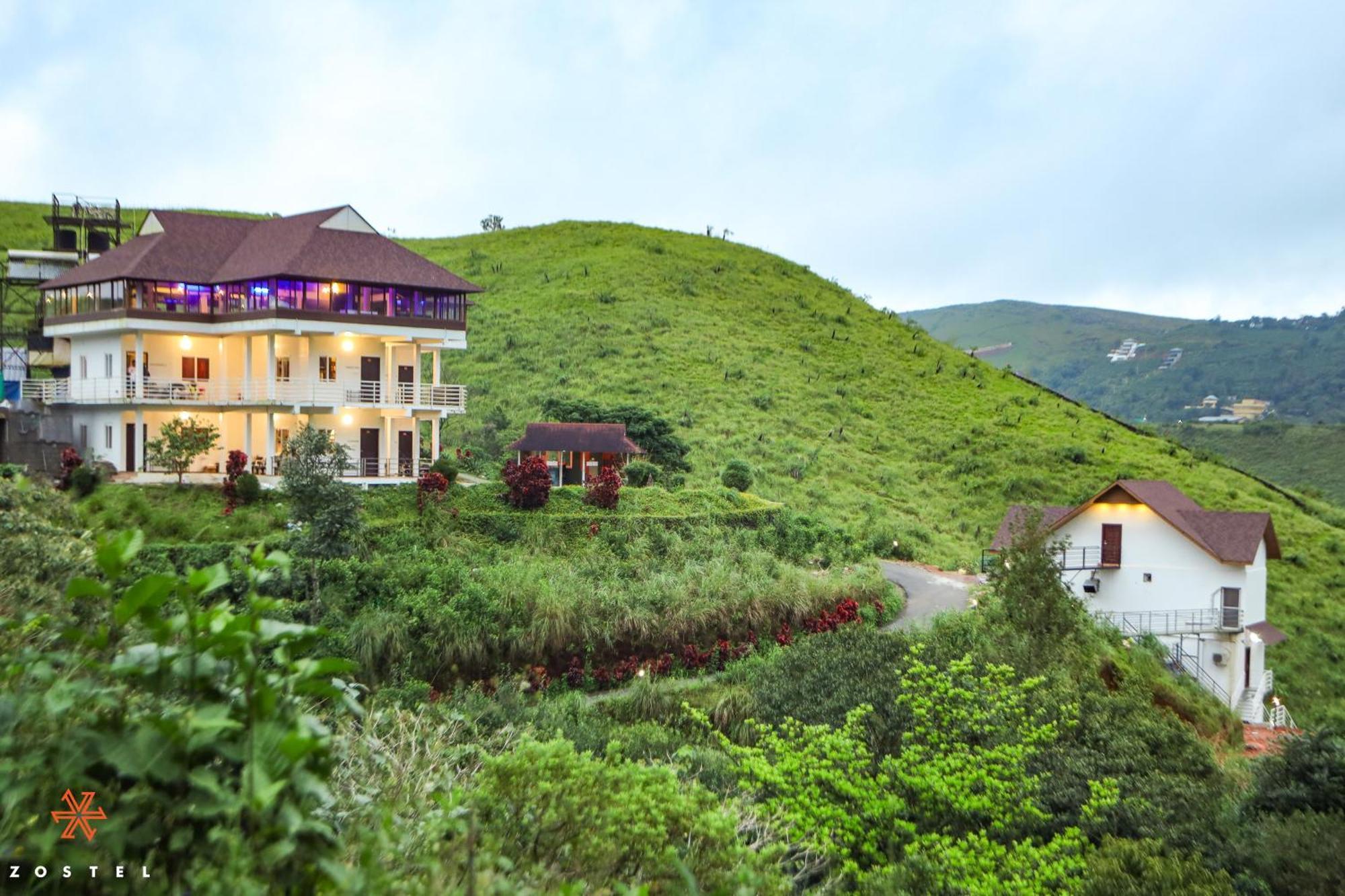 Zostel Vagamon Hostel Exterior photo