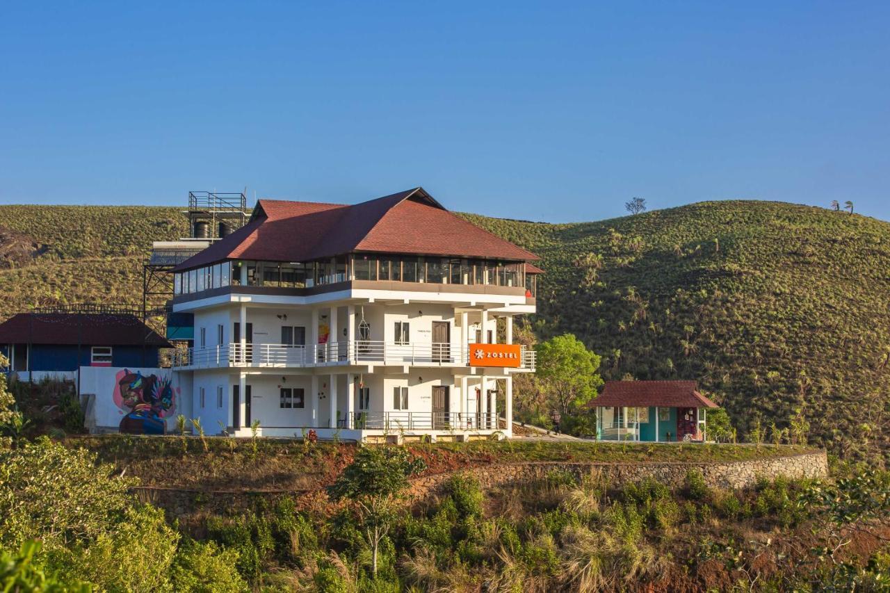 Zostel Vagamon Hostel Exterior photo